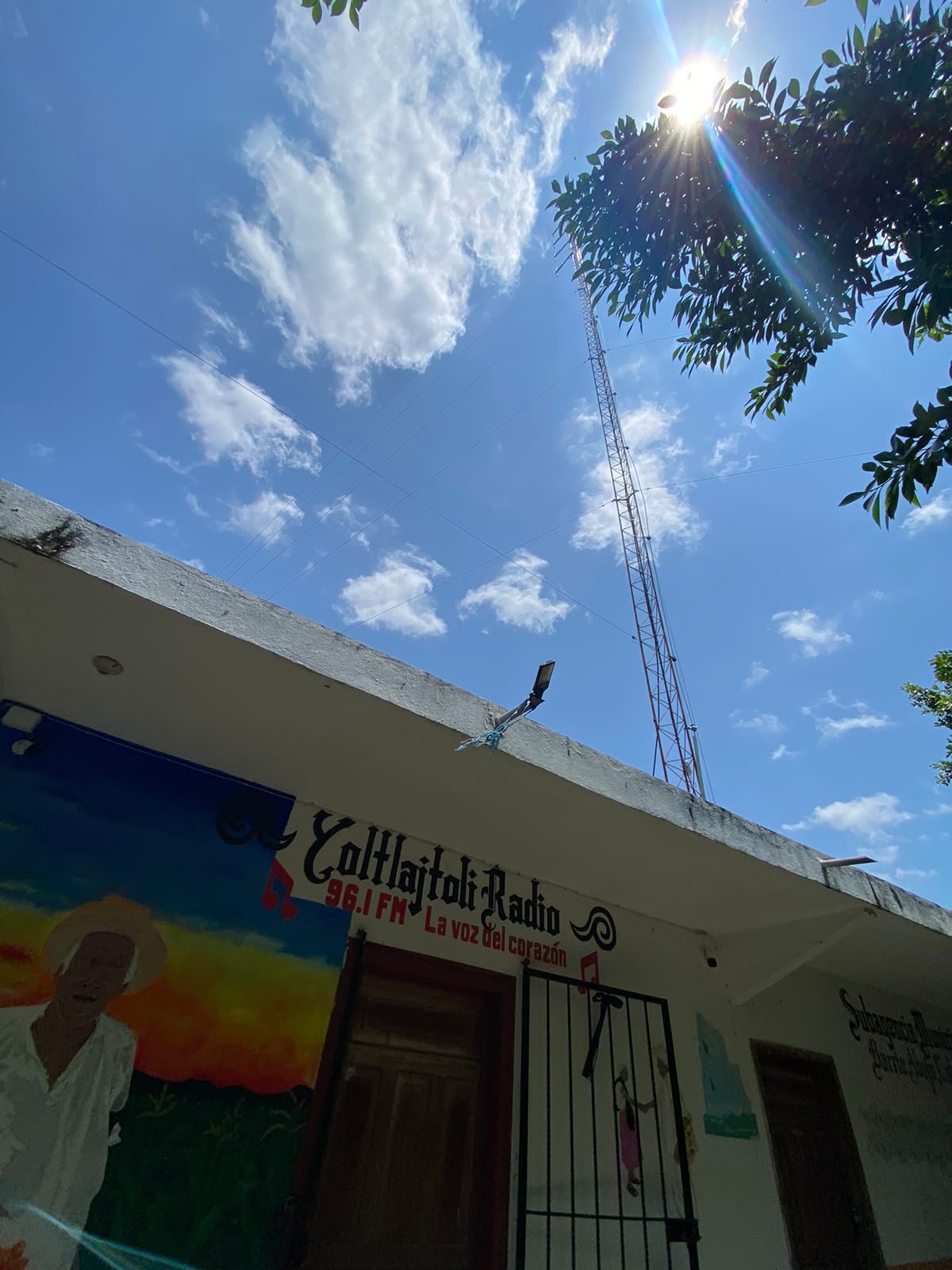 Instalaciones de Yoltlajtoli Radio 2