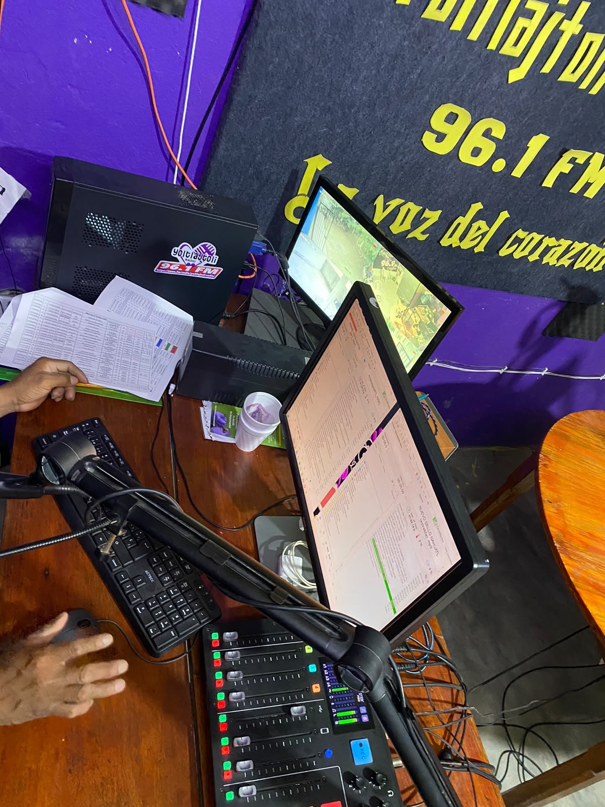Instalaciones de Yoltlajtoli Radio 3
