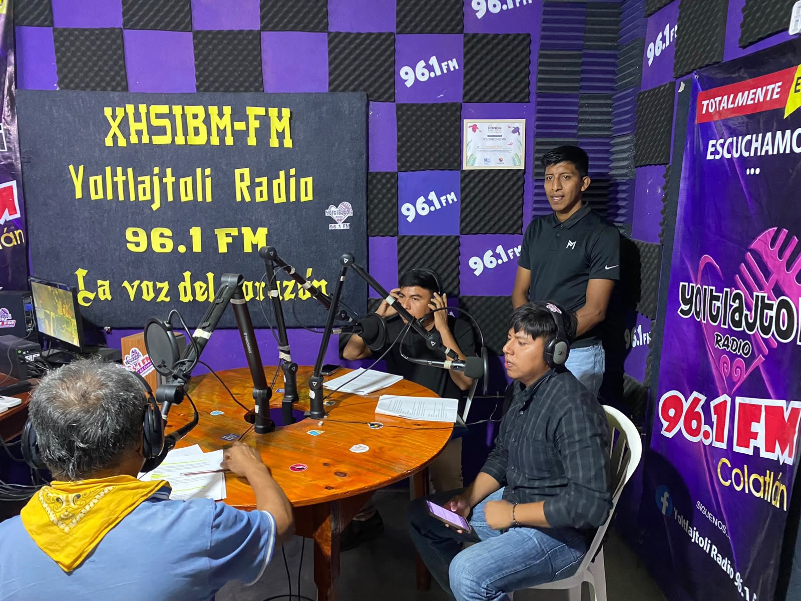 Instalaciones de Yoltlajtoli Radio 9